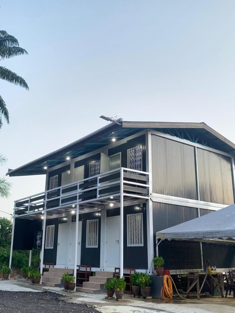 Farhani Cabin Stay Kampong Batu Lima Esterno foto